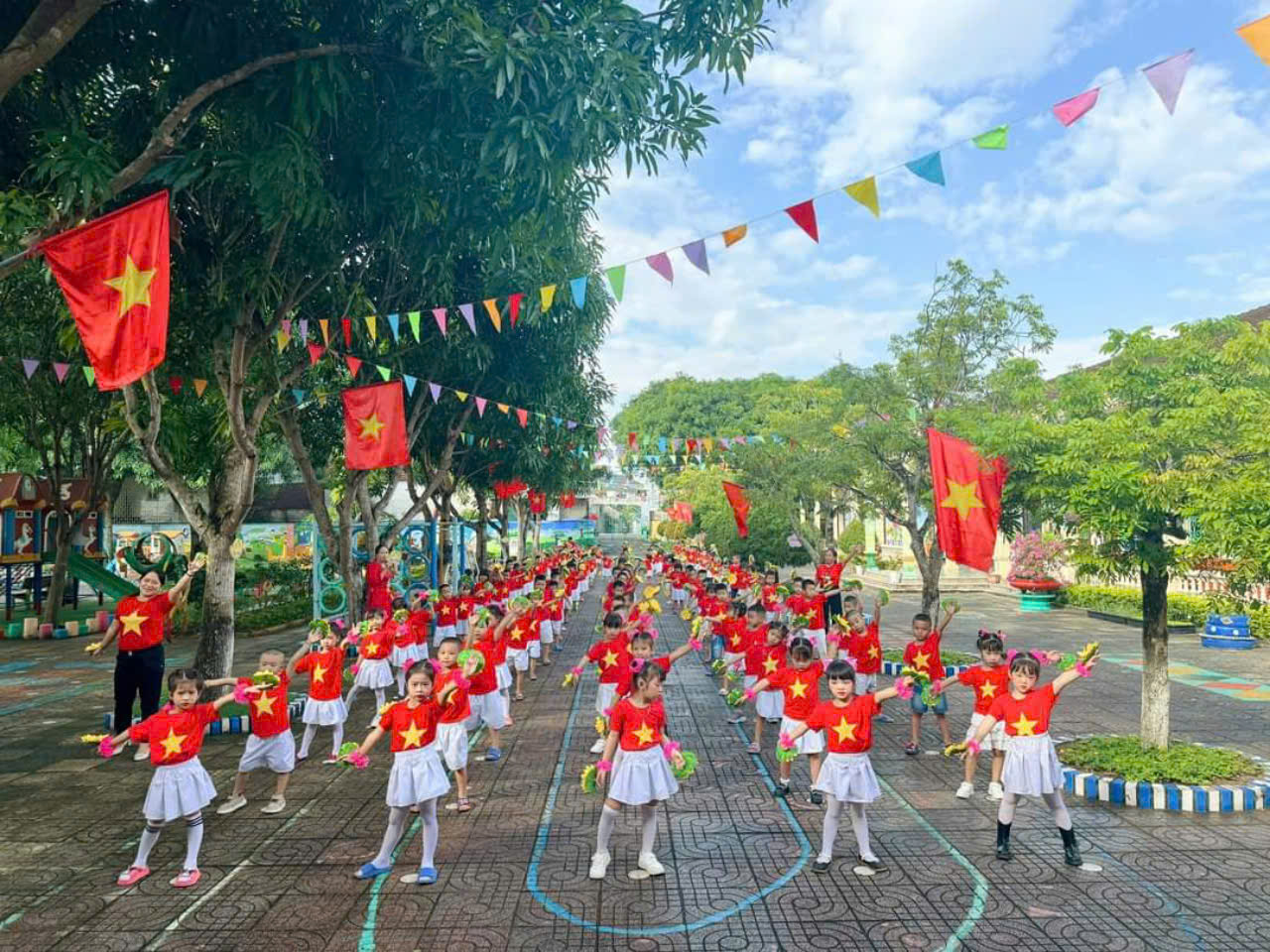 bông hồng tặng cô