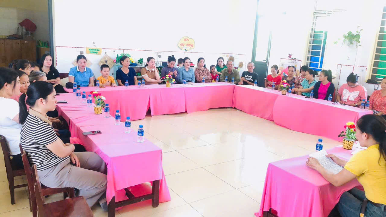 Họp phị huynh đầu năm học 2025 lớp 5 tuổi c