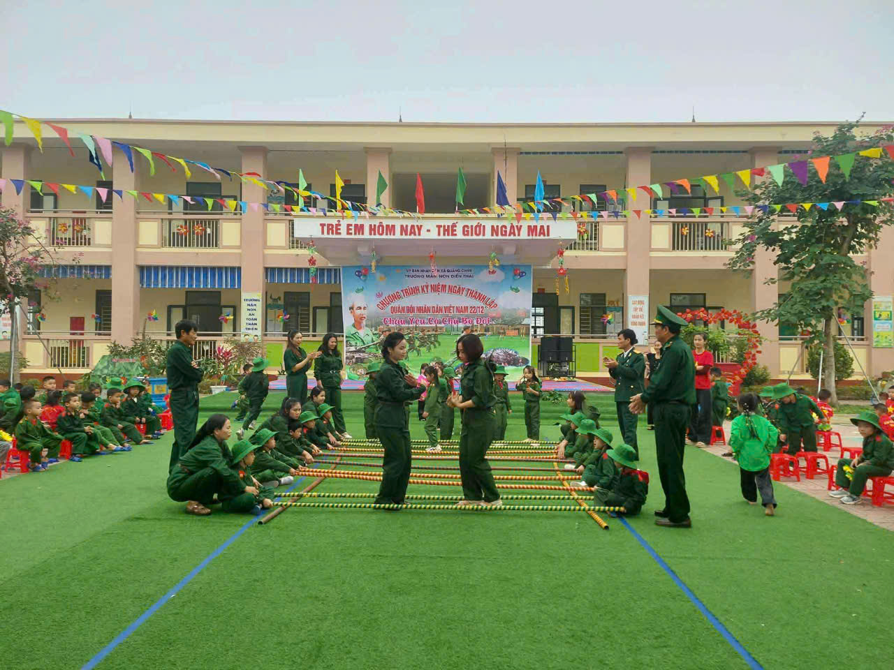 NGÀY TLQĐNDVN 22 12