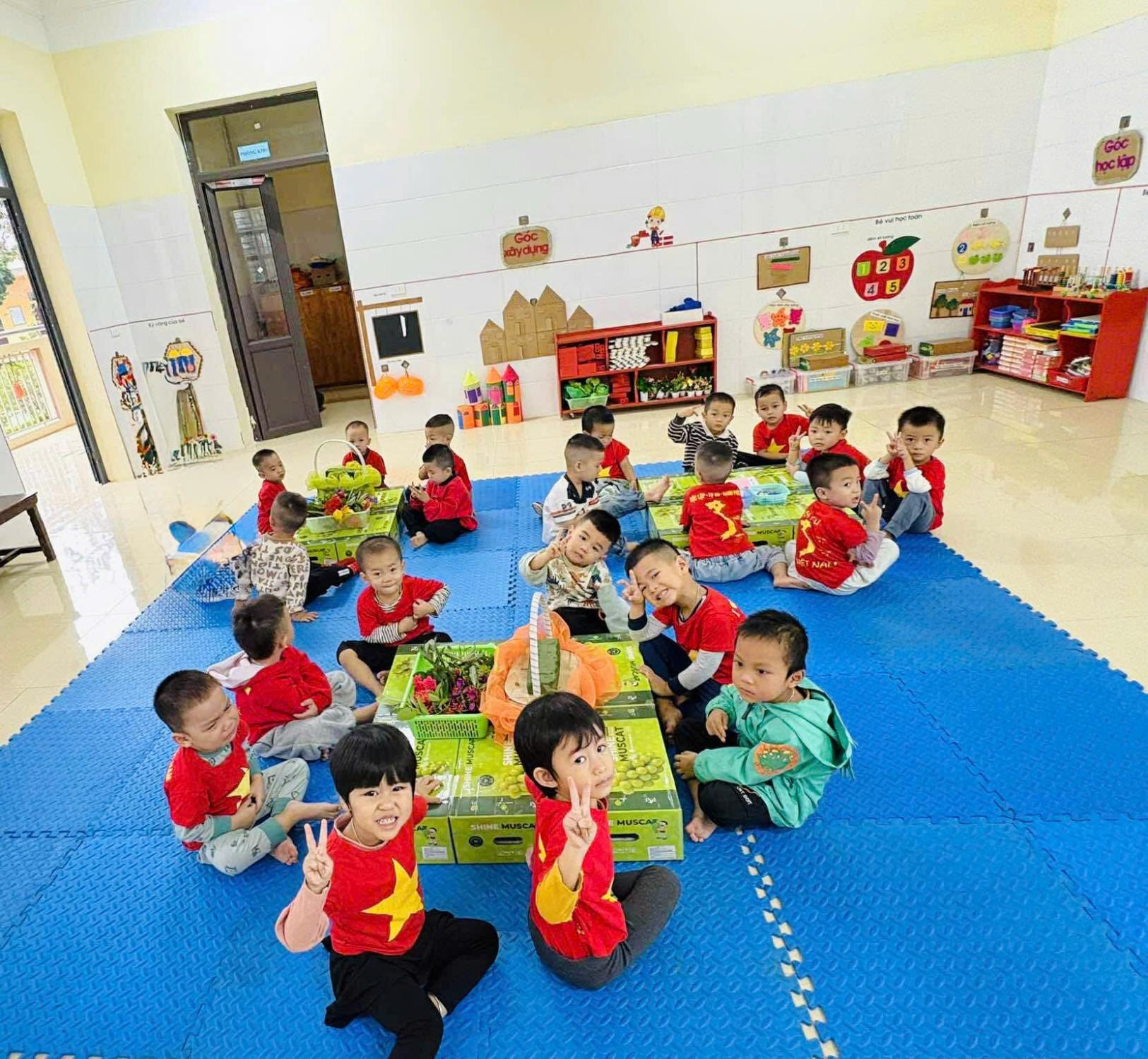ẢNH LỚP BÉ C