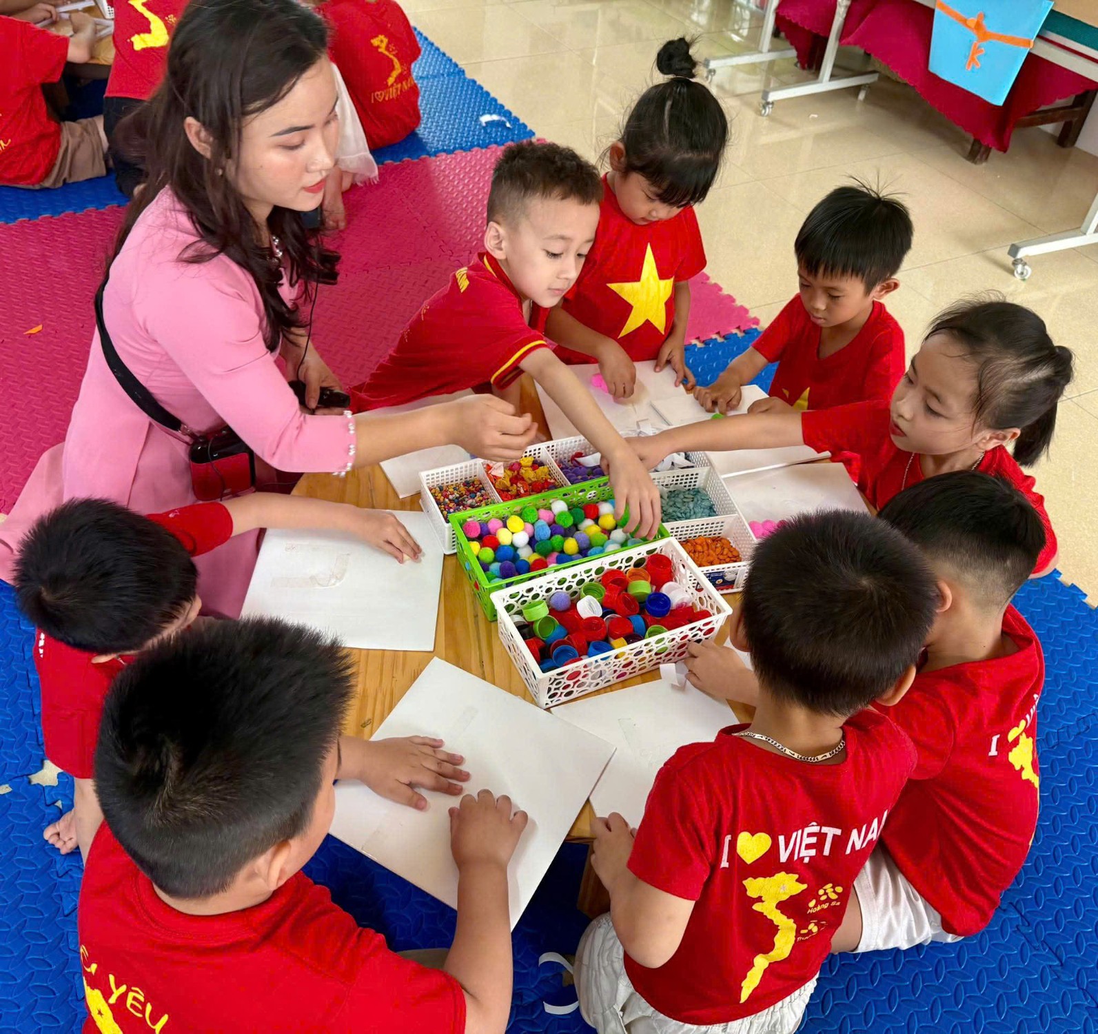 LỚP LỚN D